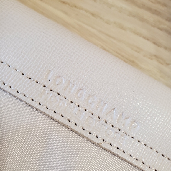 LONGCHAMP LE PLIAGE NÉO
TOP HANDLE BAG - Picture 15 of 16